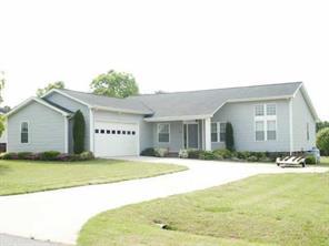 7049 Channelview Dr., Sherrills Ford, NC 28673