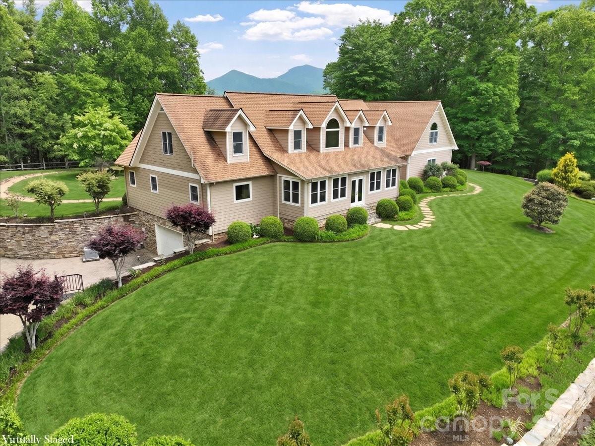 750 Barebridge Dr., Burnsville, NC 28714
