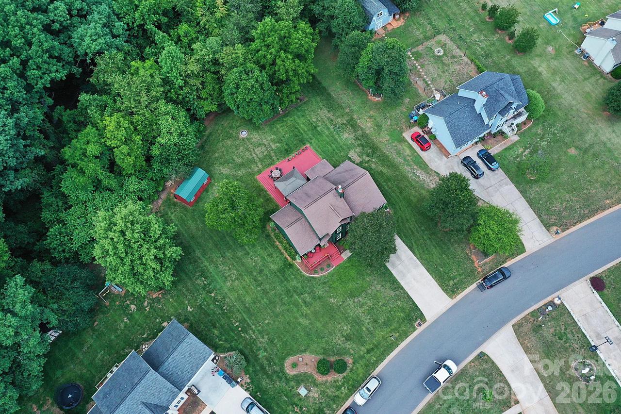 5438 Winding Oak Dr., Hickory, NC 28602