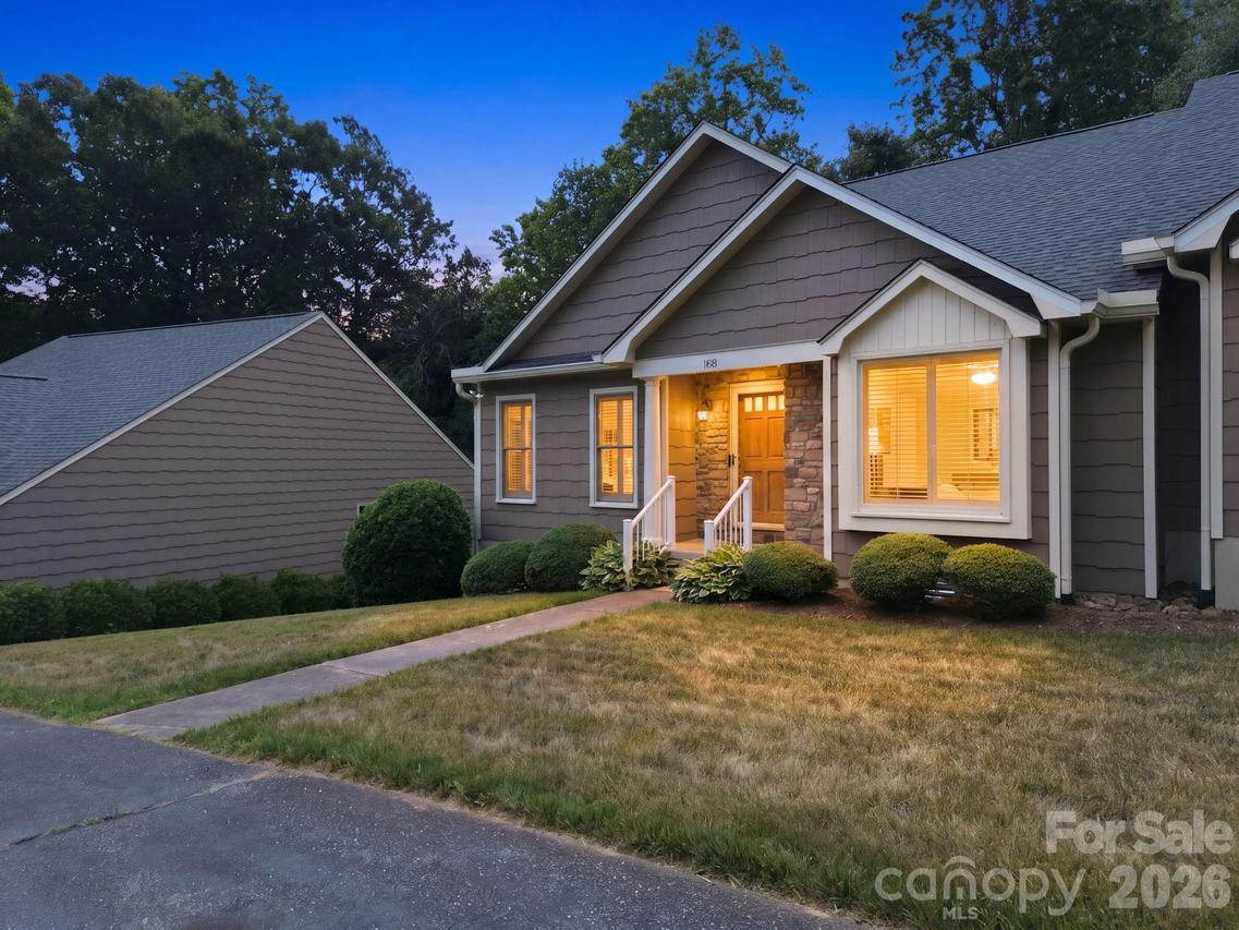 188 39th Avenue Ct., Hickory, NC 28601
