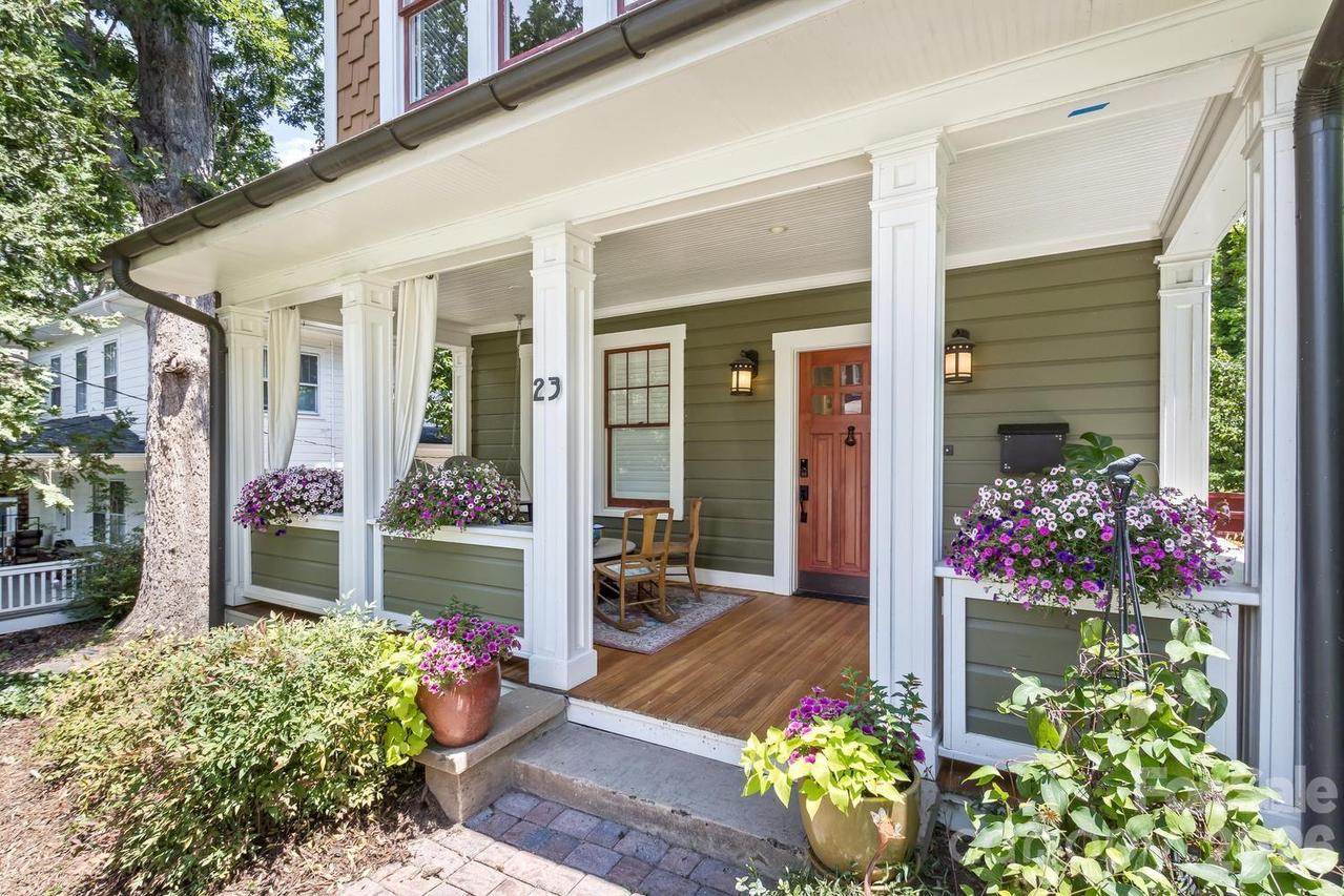 23 Woodvale Ave., Asheville, NC 28804