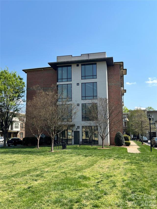 3269 Noda Blvd., Charlotte, NC 28205