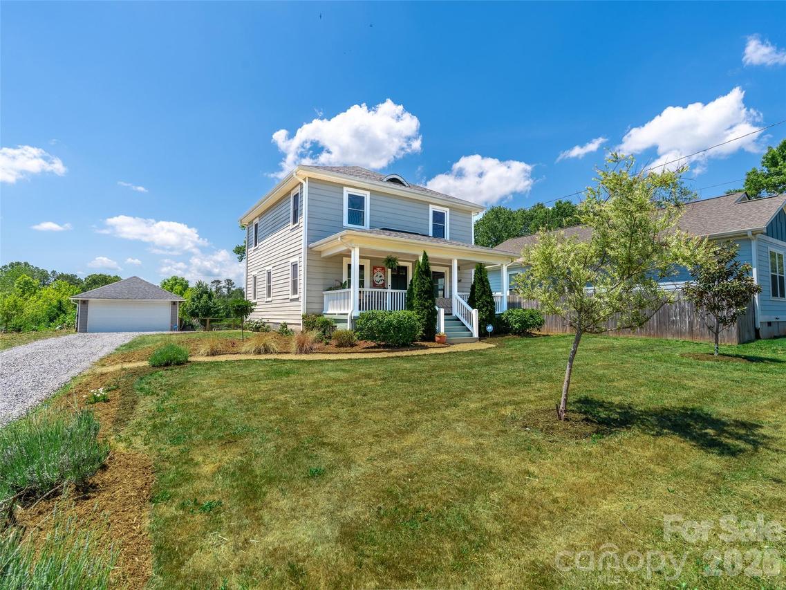 310 Hazel Mill Rd., Asheville, NC 28806