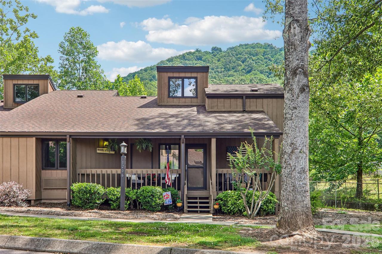 147 W Lake Dr. #1206, Lake Lure, NC 28746