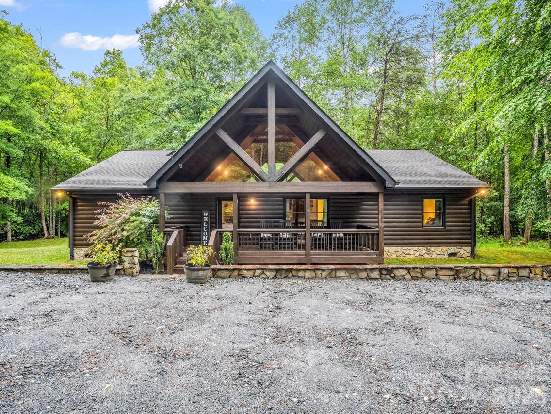 124 Golden Creek Tr., Union Mills, NC 28167