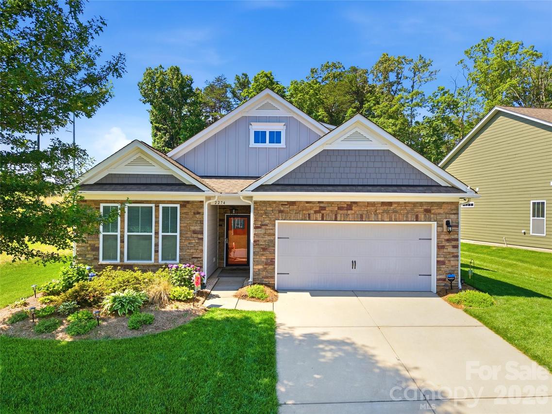 2274 Seagull Dr., Denver, NC 28037