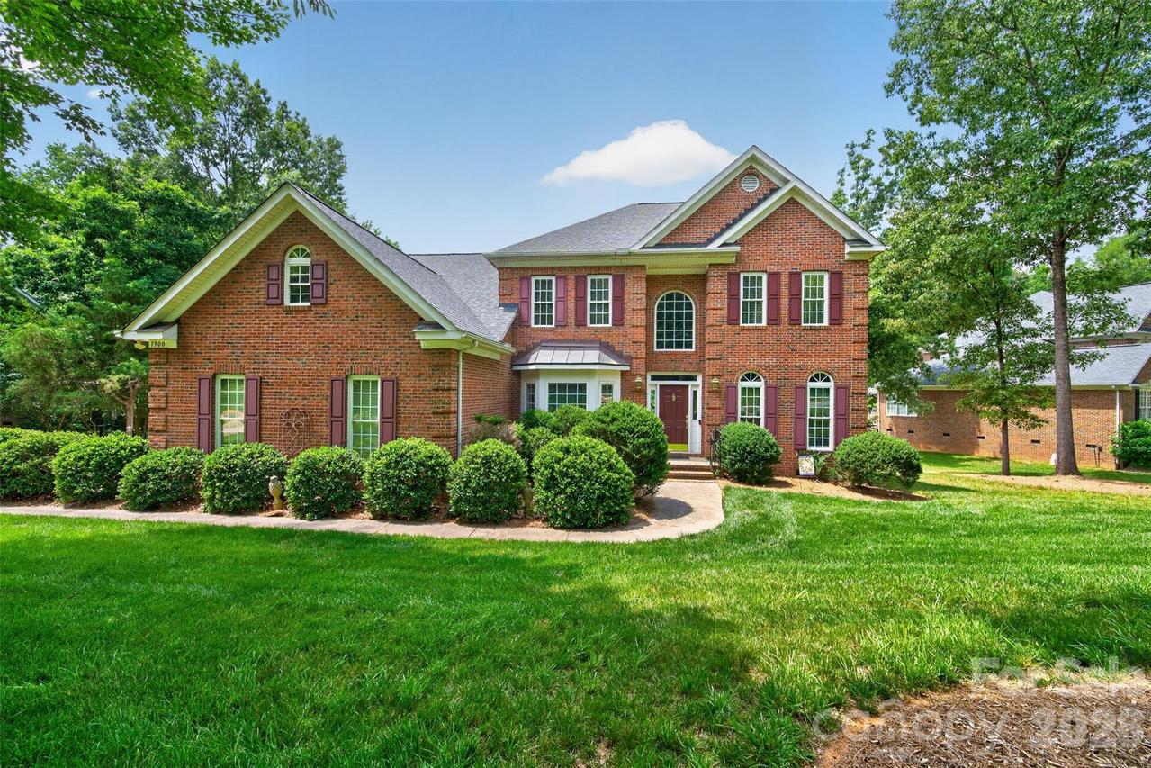 1900 Crestgate Dr. #33c, Waxhaw, NC 28173