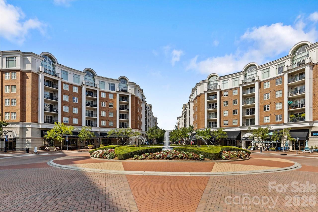 4620 Piedmont Row Dr. #614, Charlotte, NC 28210