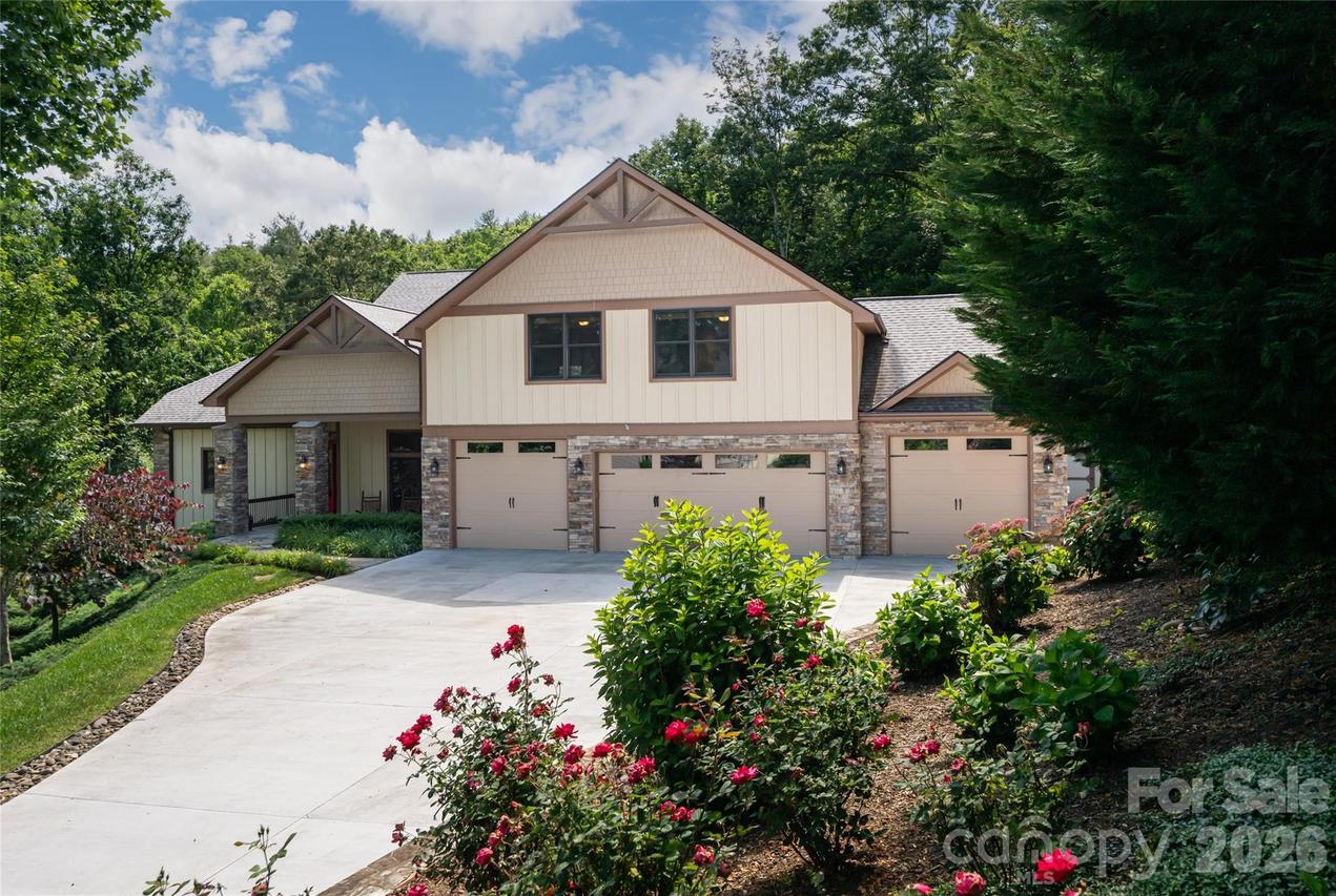 145 Glen Trillium Dr., Fletcher, NC 28732