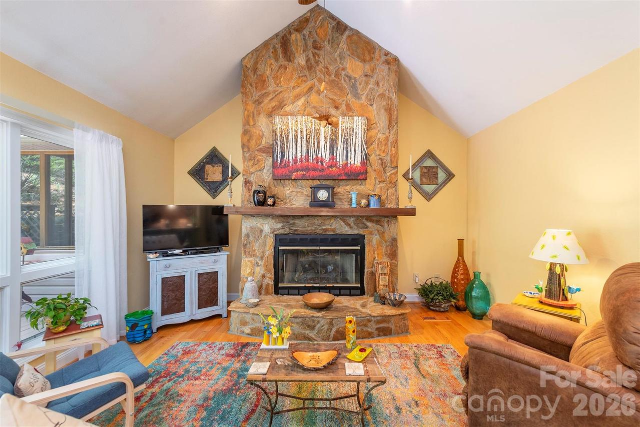 132 Rumbling Bald Rd., Lake Lure, NC 28746