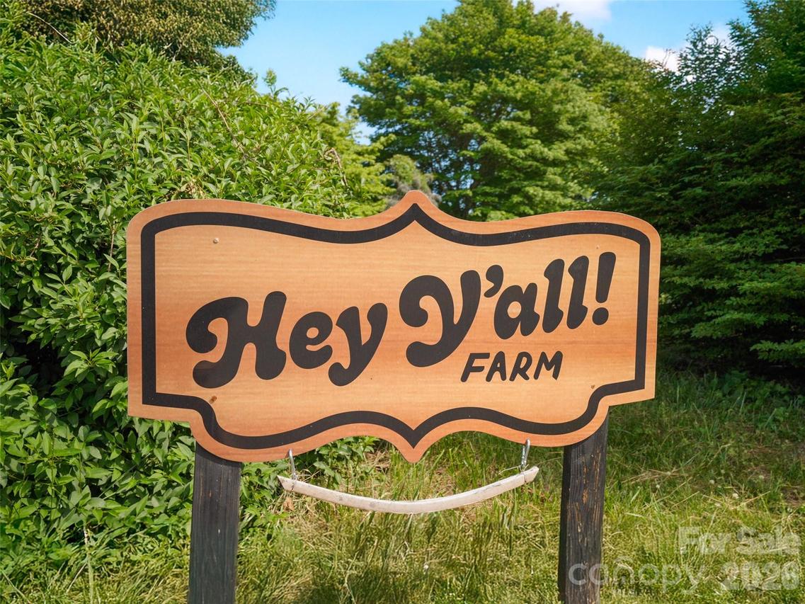 241 Pinners Cove Rd., Asheville, NC 28803