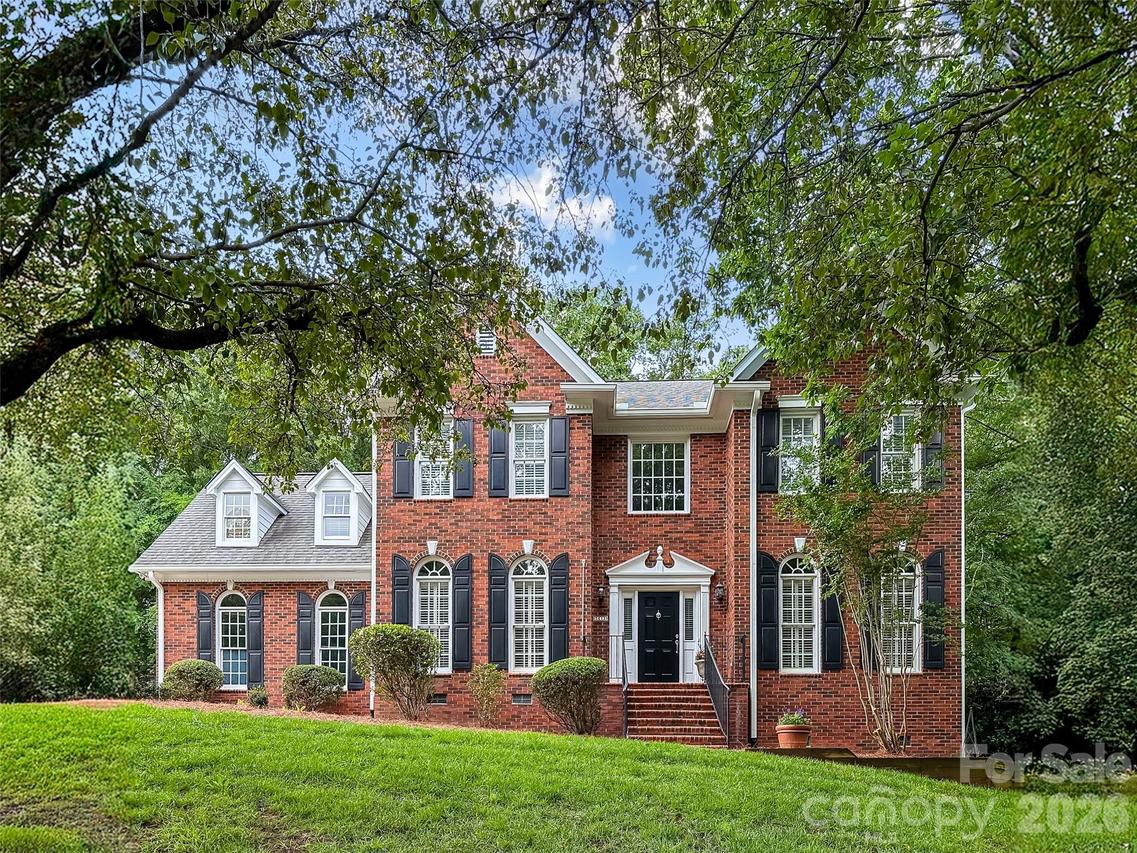 5612 Rocky Trail Ct., Charlotte, NC 28270