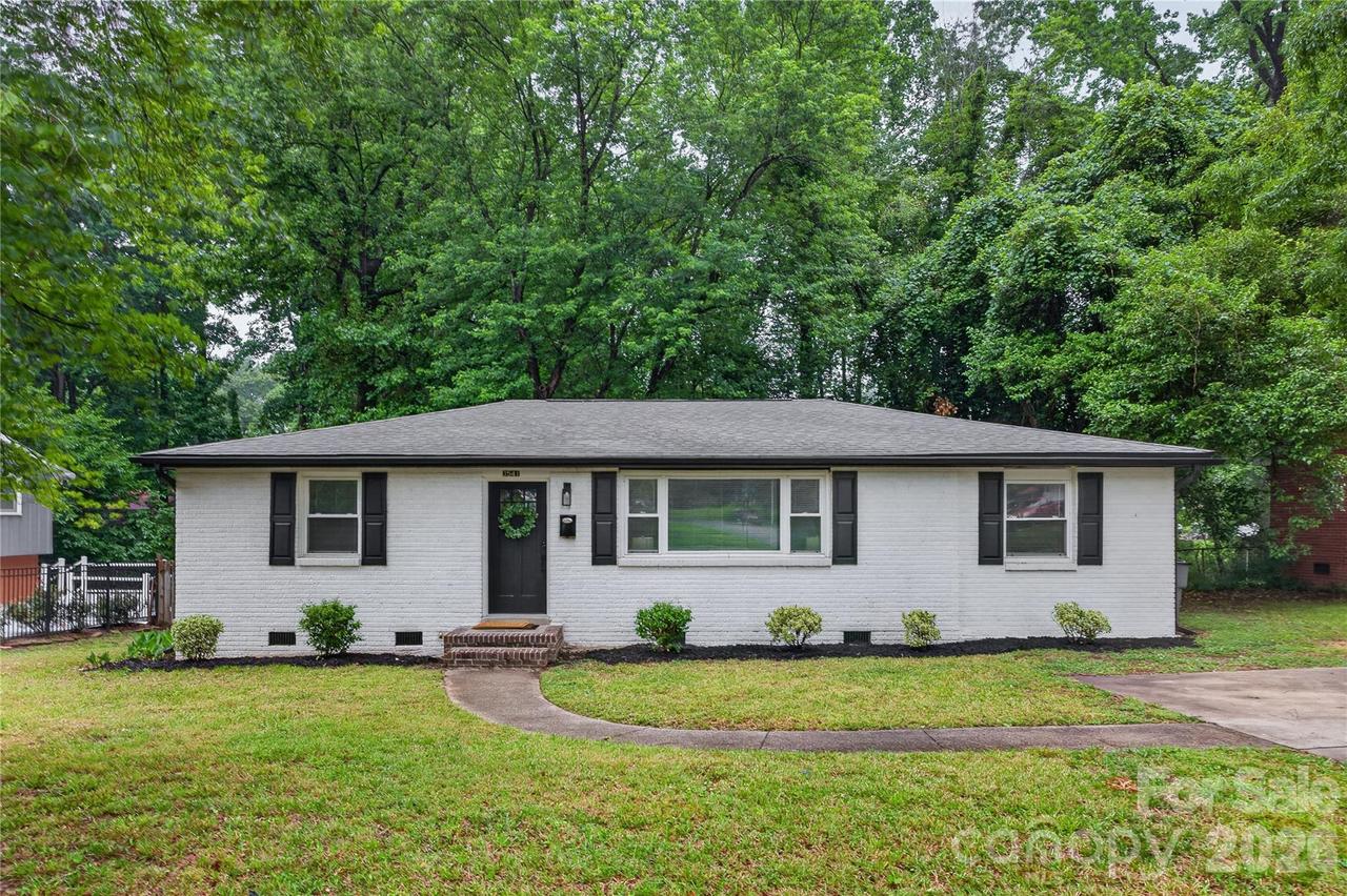 3541 Delgany Dr., Charlotte, NC 28215