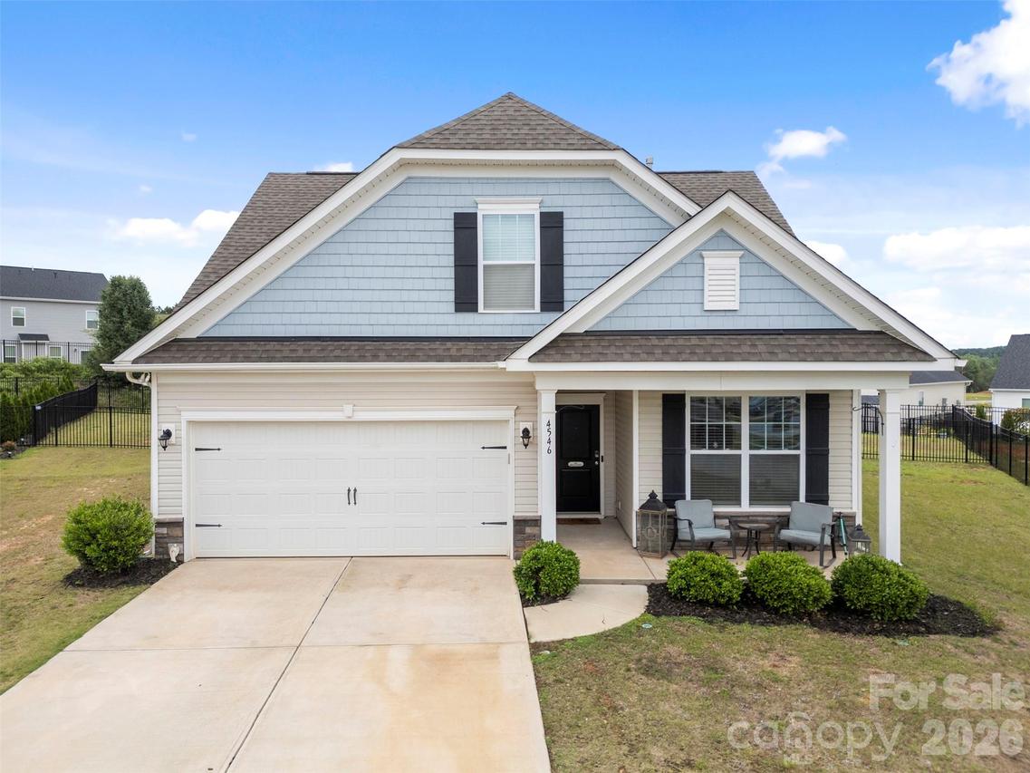 4546 Dover Ct., Denver, NC 28037