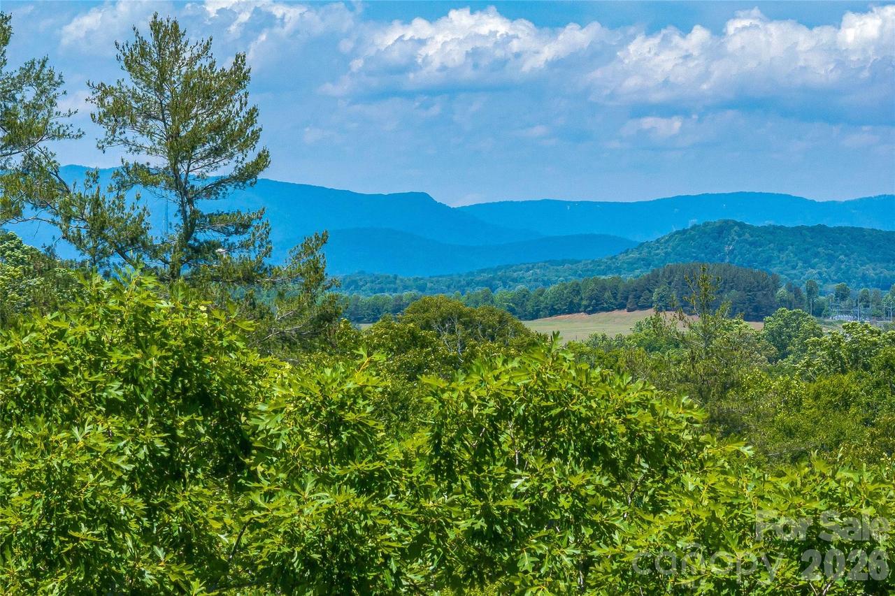 180 Fat Wall Rd., Marion, NC 28752