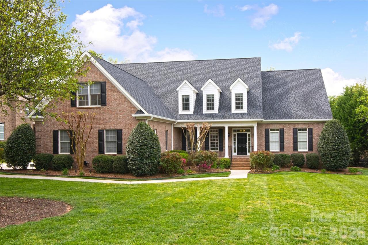 8707 Calumet Farms Dr., Waxhaw, NC 28173