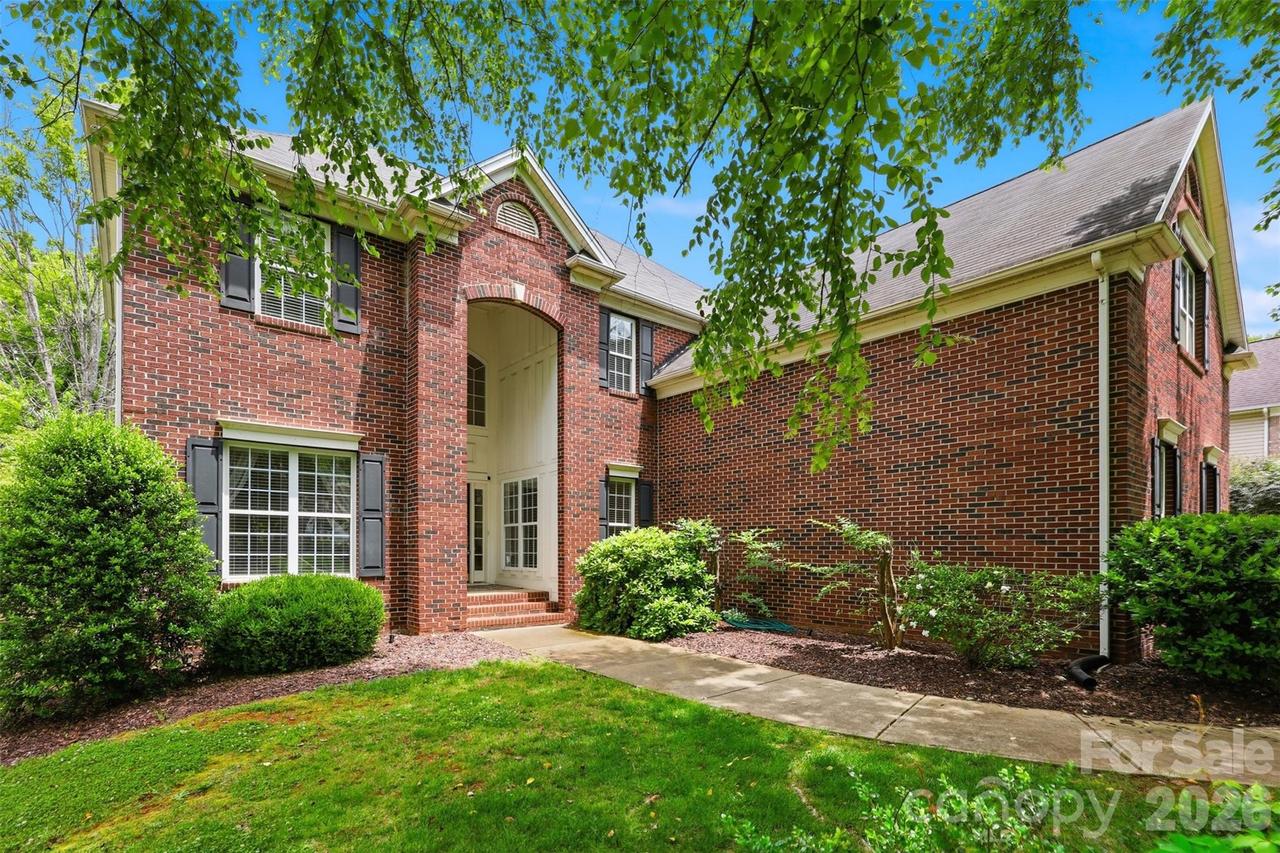 8526 Wren Creek Dr., Charlotte, NC 28269