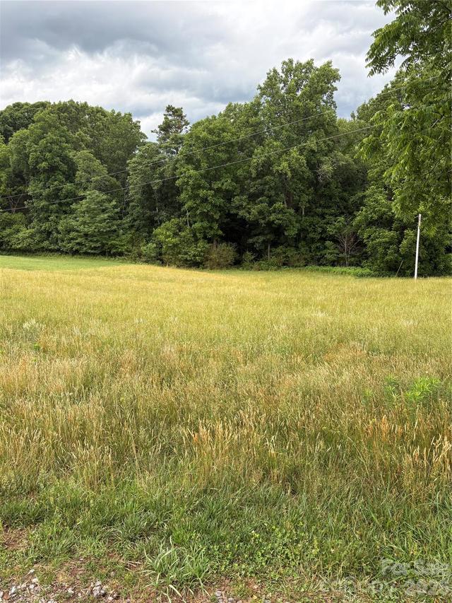 121 Alma Dr., Statesville, NC 28625