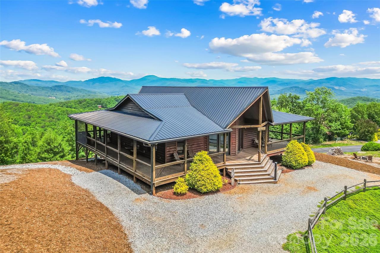 122 Azule Ridge Dr., Bostic, NC 28018