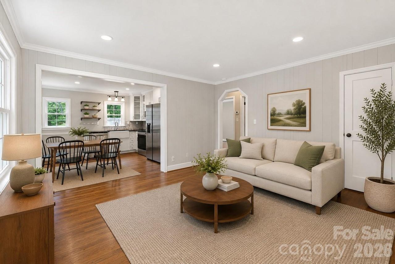 24 Dallas St., Asheville, NC 28806