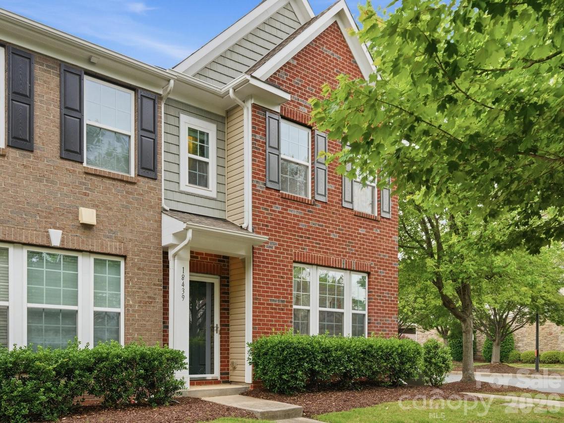 18439 The Commons Blvd., Cornelius, NC 28031