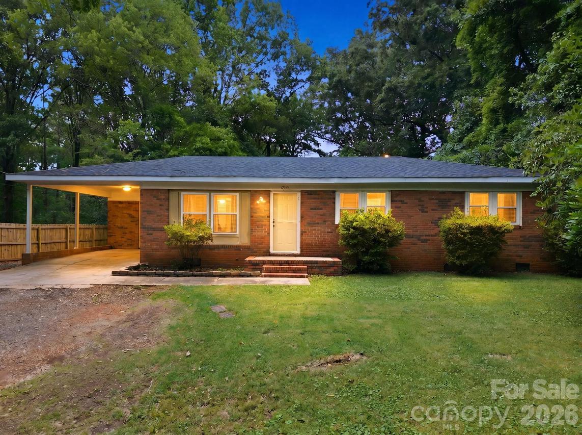 304 Shady Ln., Norwood, NC 28128