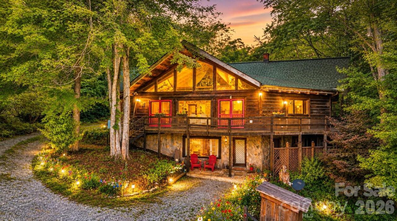 429 Biodome Dr., Waynesville, NC 28785