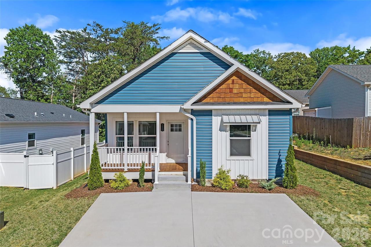 119 Bellamy Rd., Asheville, NC 28806