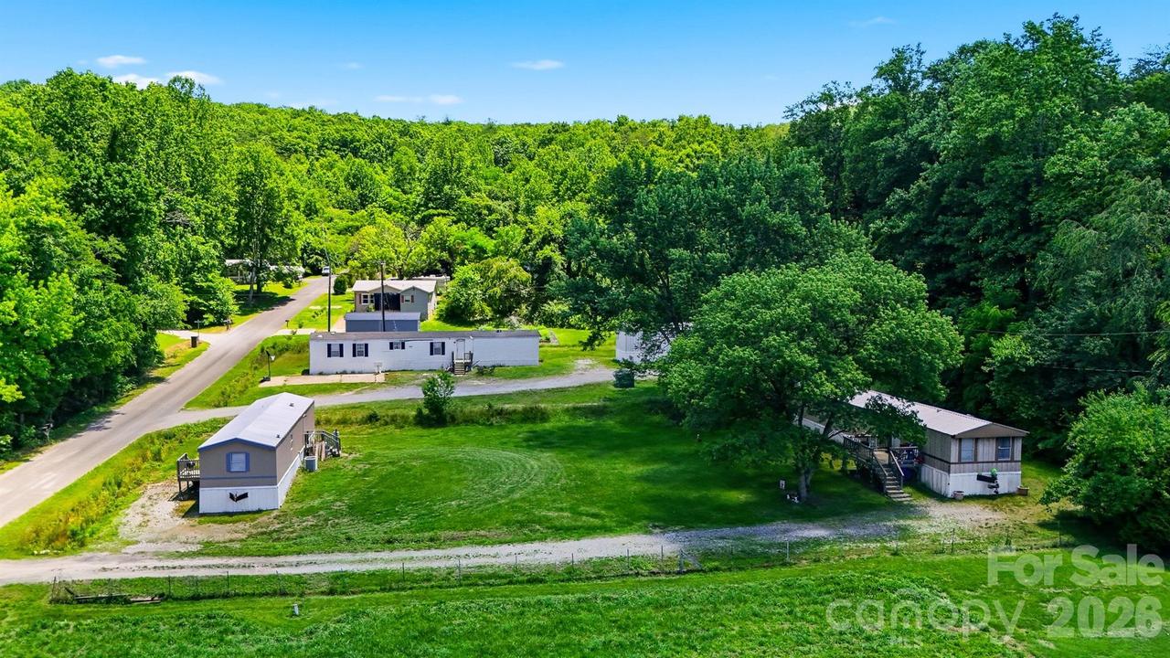 5929 Mourglea Ave., Connelly Springs, NC 28612