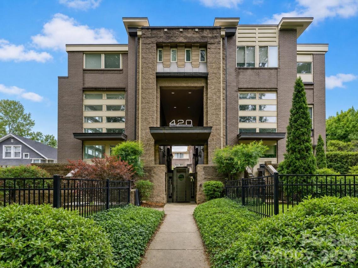 420 Queens Rd. #3, Charlotte, NC 28207