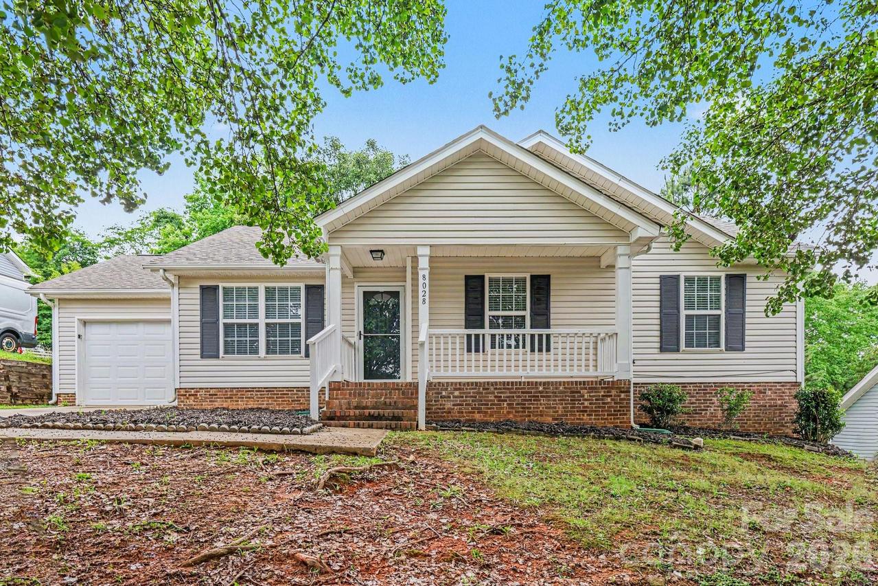 8028 Lobilia Ln., Charlotte, NC 28214
