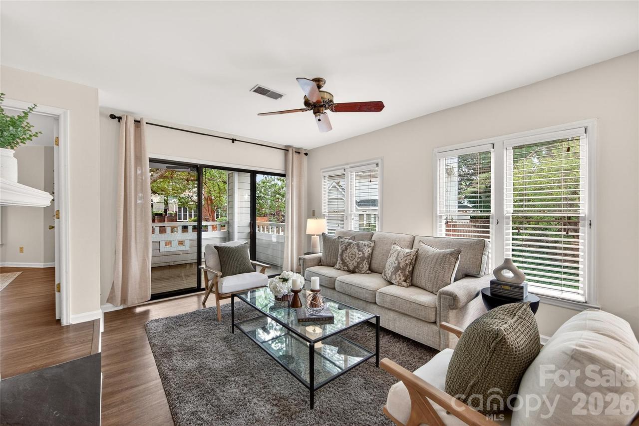 2715 Selwyn Ave. #26, Charlotte, NC 28209
