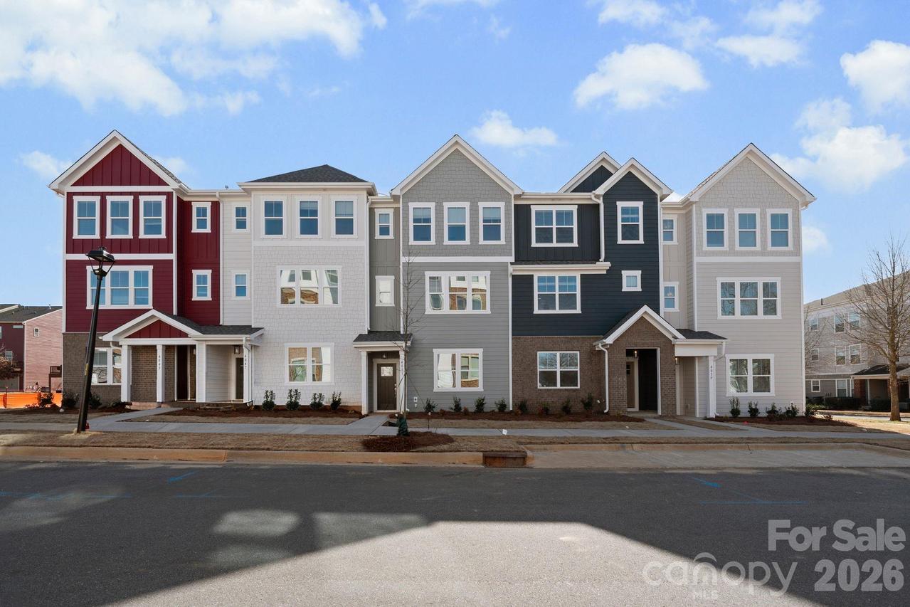 4027 Bass River Pkwy., Charlotte, NC 28217