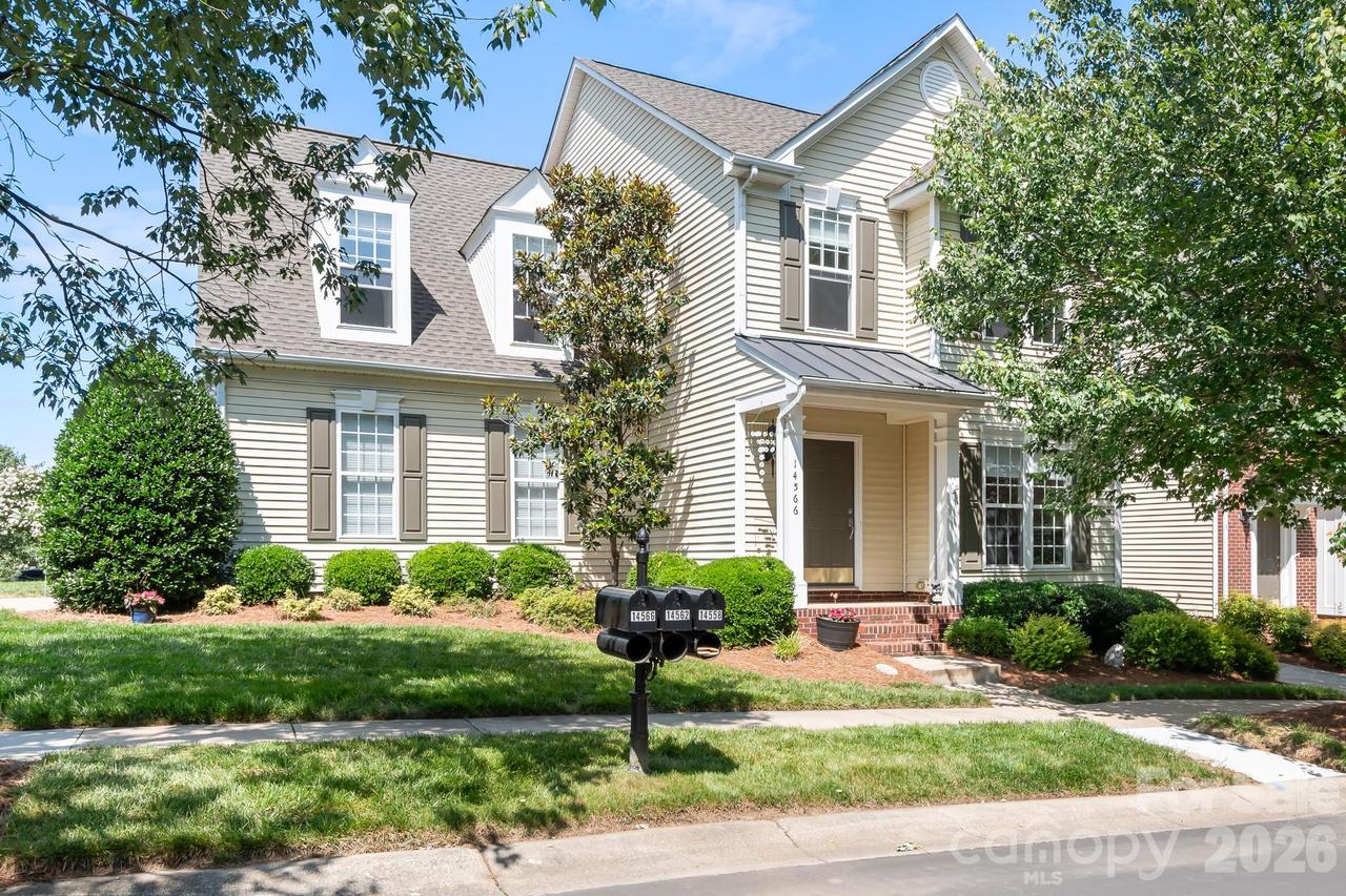 14566 Greenpoint Ln., Huntersville, NC 28078