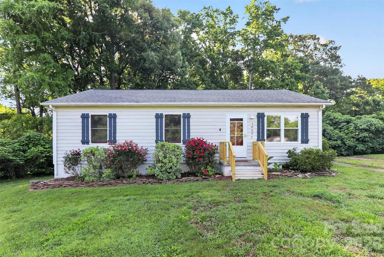 18032 Barnhardt Rd., Davidson, NC 28036