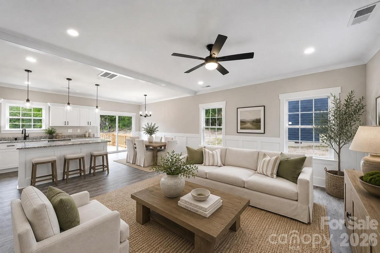 906 Dewey St., Badin, NC 28009