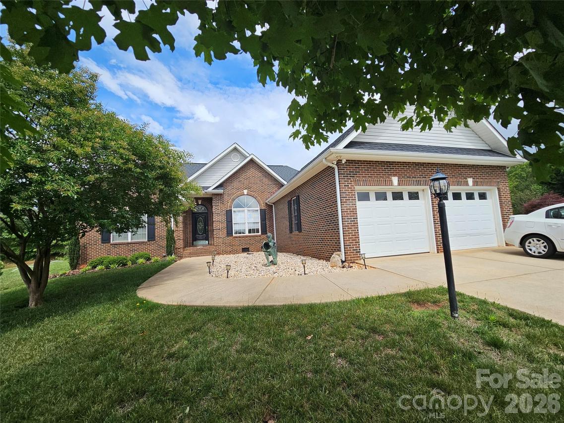 4613 19th Street Ct., Hickory, NC 28601