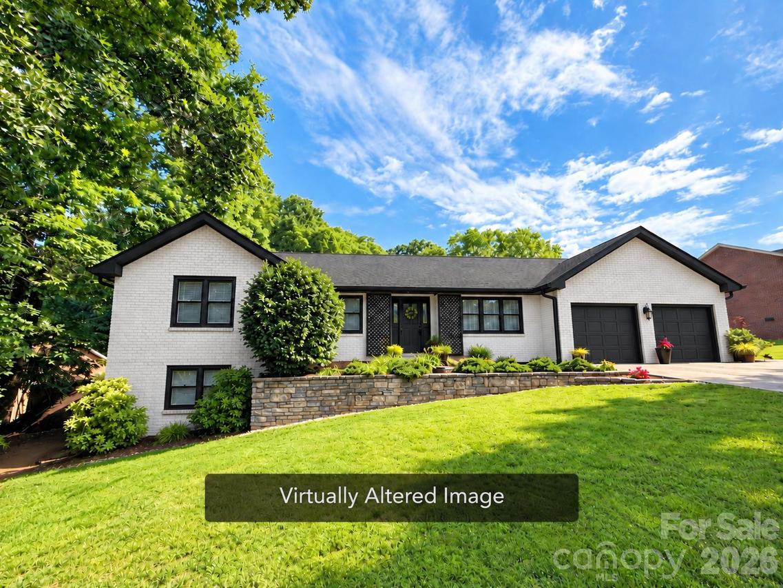 7029 Forest Hills Dr., Denver, NC 28037