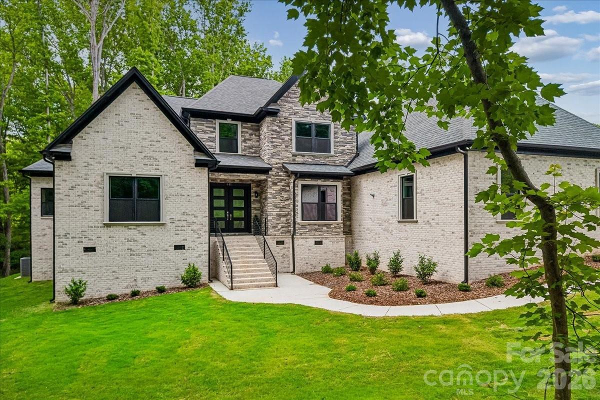 641 Cottonfield Cir., Waxhaw, NC 28173