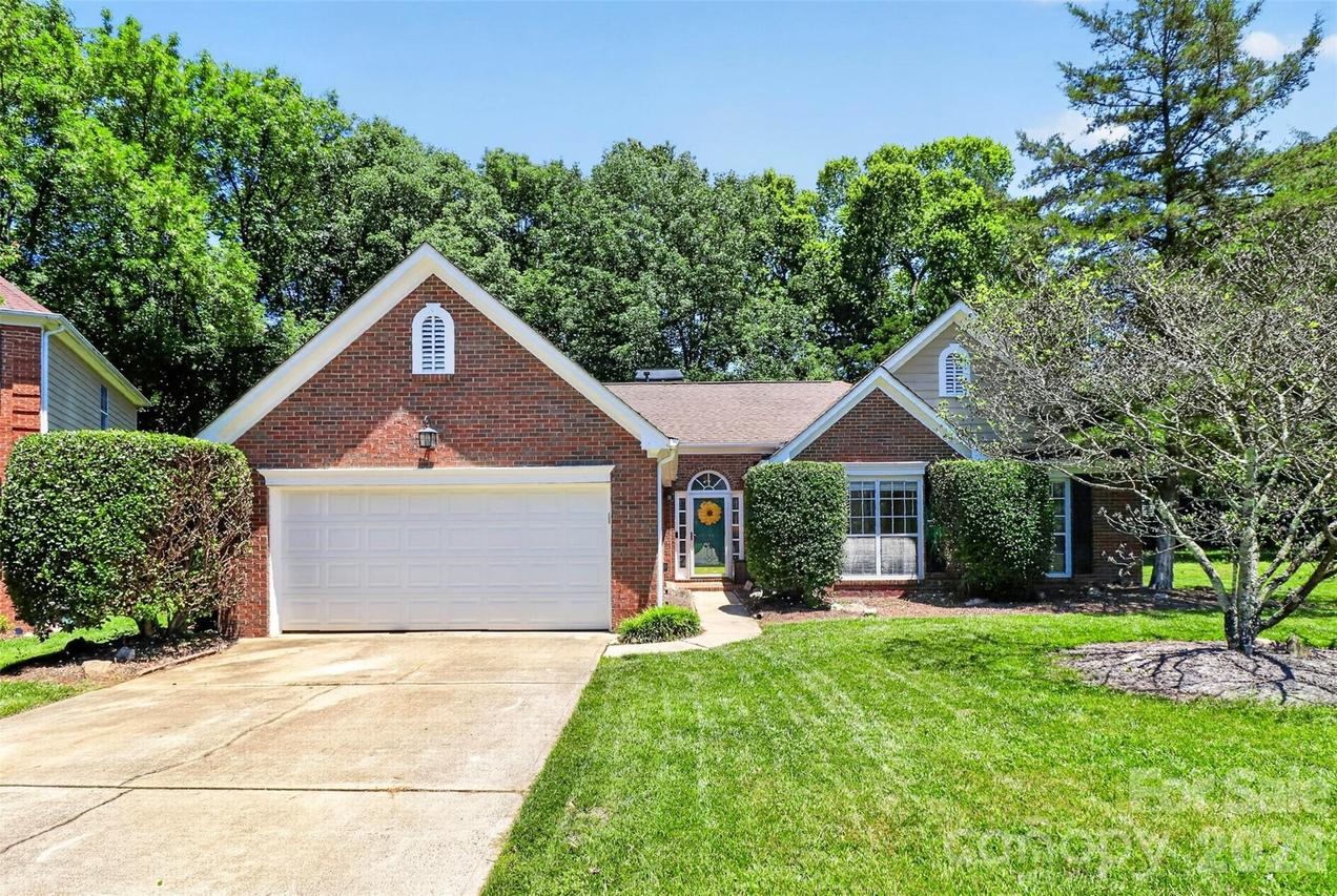 11542 Laurel View Dr., Charlotte, NC 28273