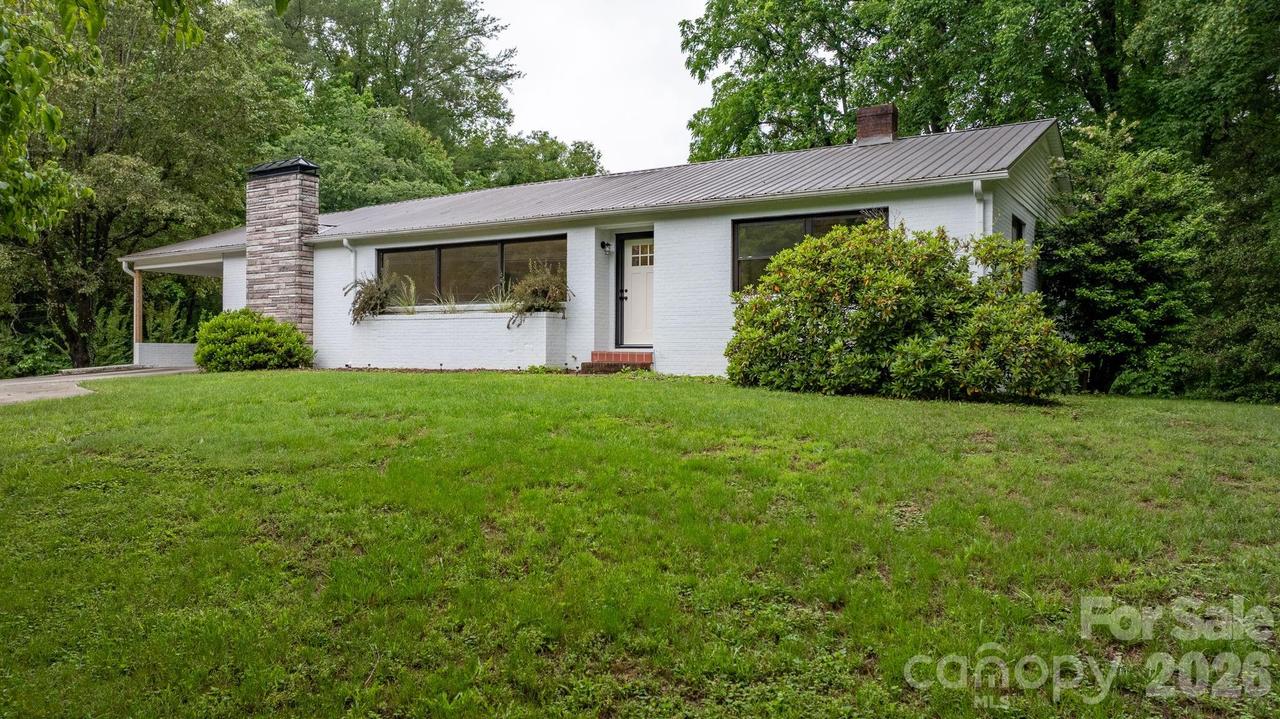 436 Hibriten Dr., Lenoir, NC 28645