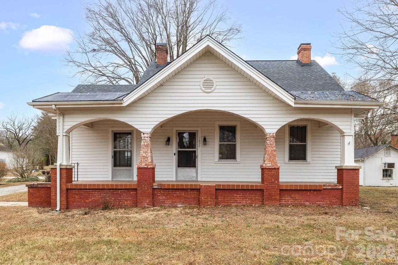 1820 S Park Dr., Reidsville, NC 27320