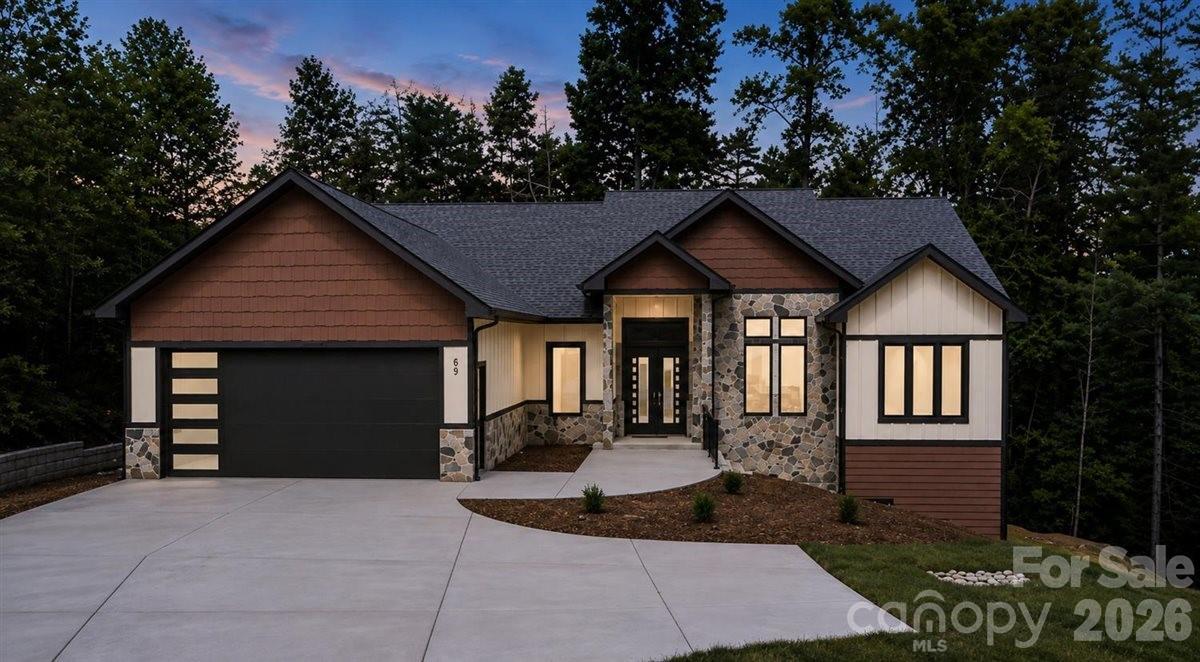 69 Village Pointe Ln., Asheville, NC 28803