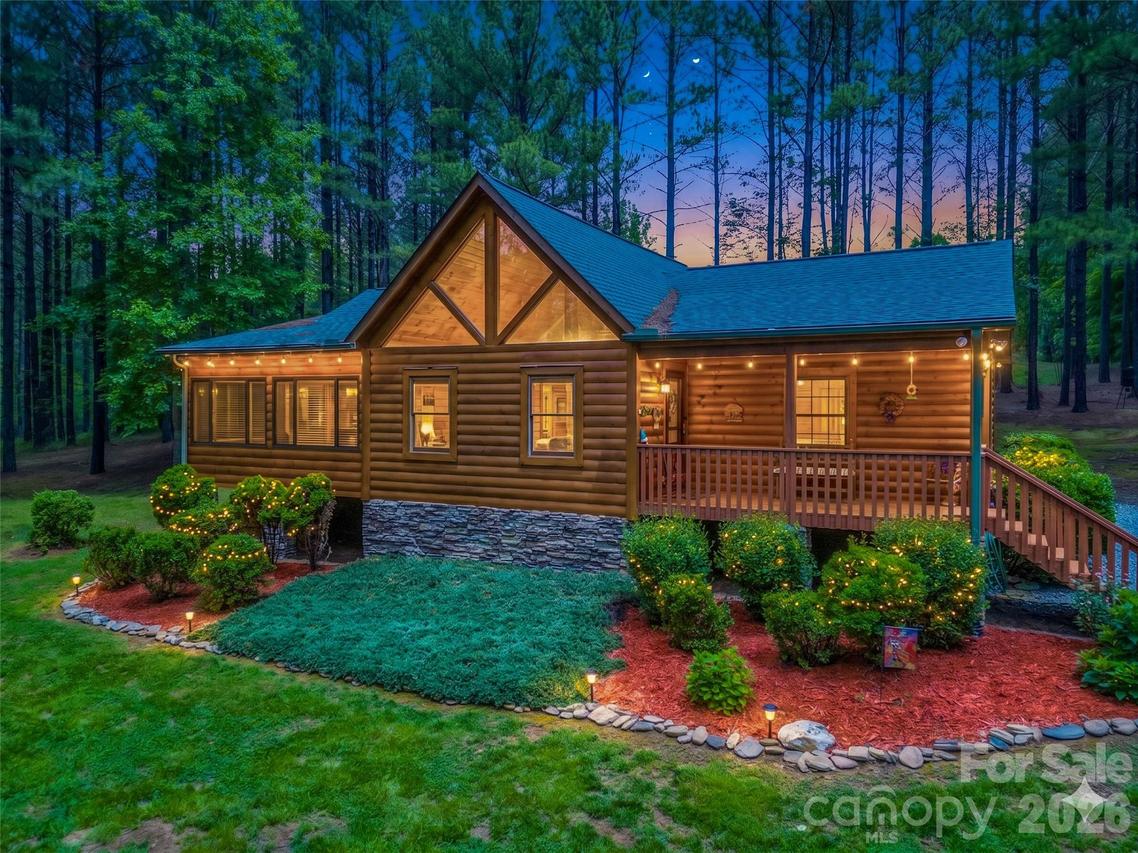 442 Whitestone Cir., Union Mills, NC 28167