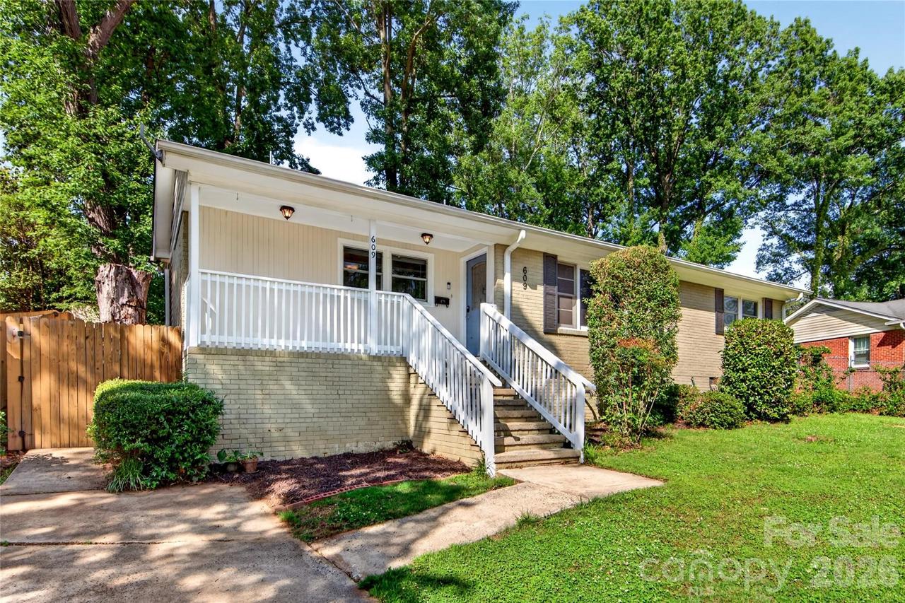 609 Kenlough Dr., Charlotte, NC 28209
