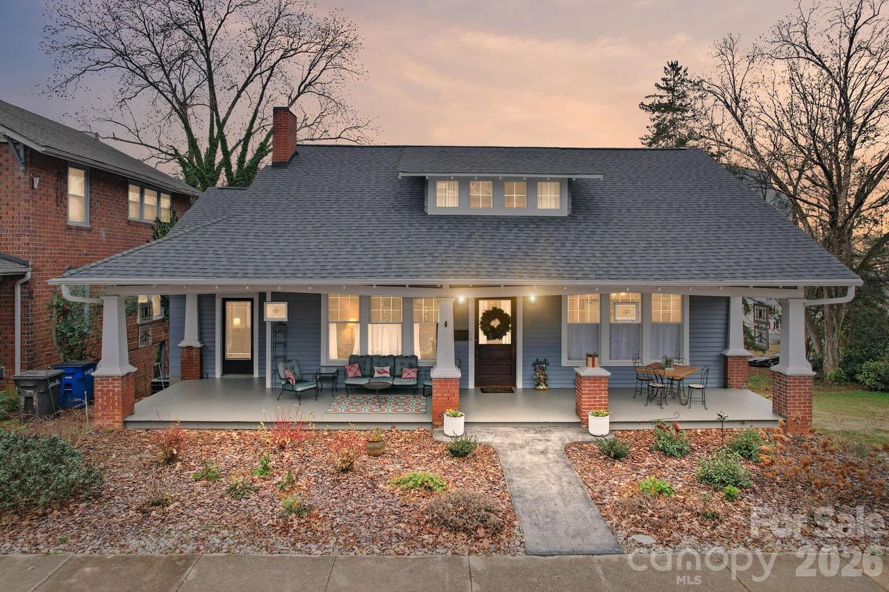 202 S Oak St., Statesville, NC 28677