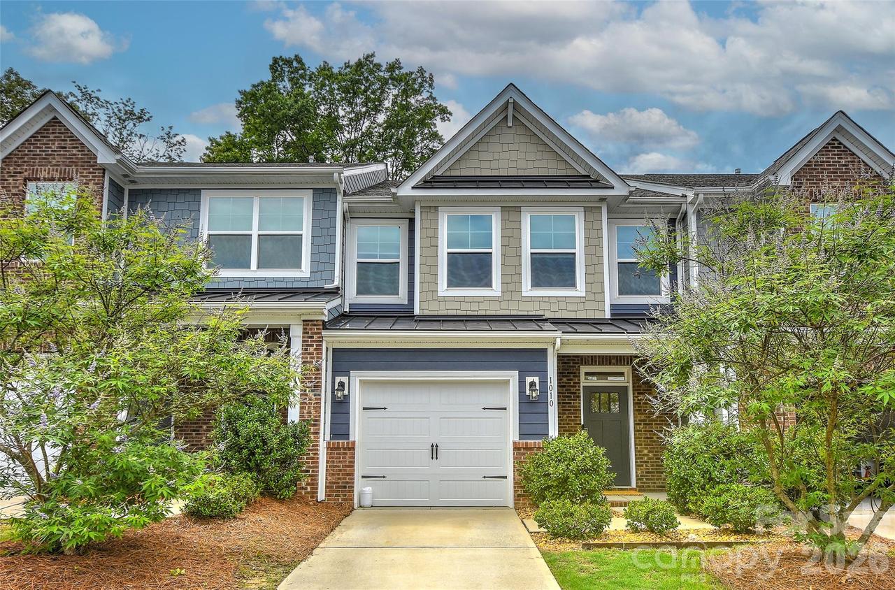 1010 Moffatt Ln., Matthews, NC 28105