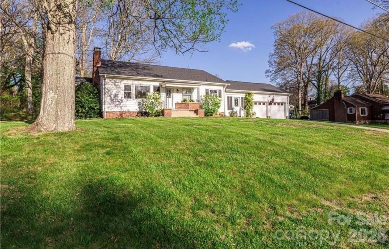 3685 Emma Ave., Winston Salem, NC 27127