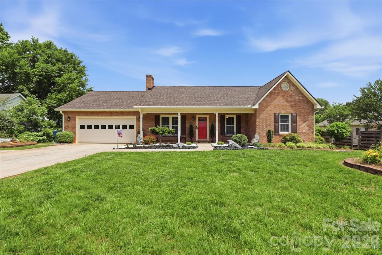 4 Fox Ridge Dr., Granite Falls, NC 28630