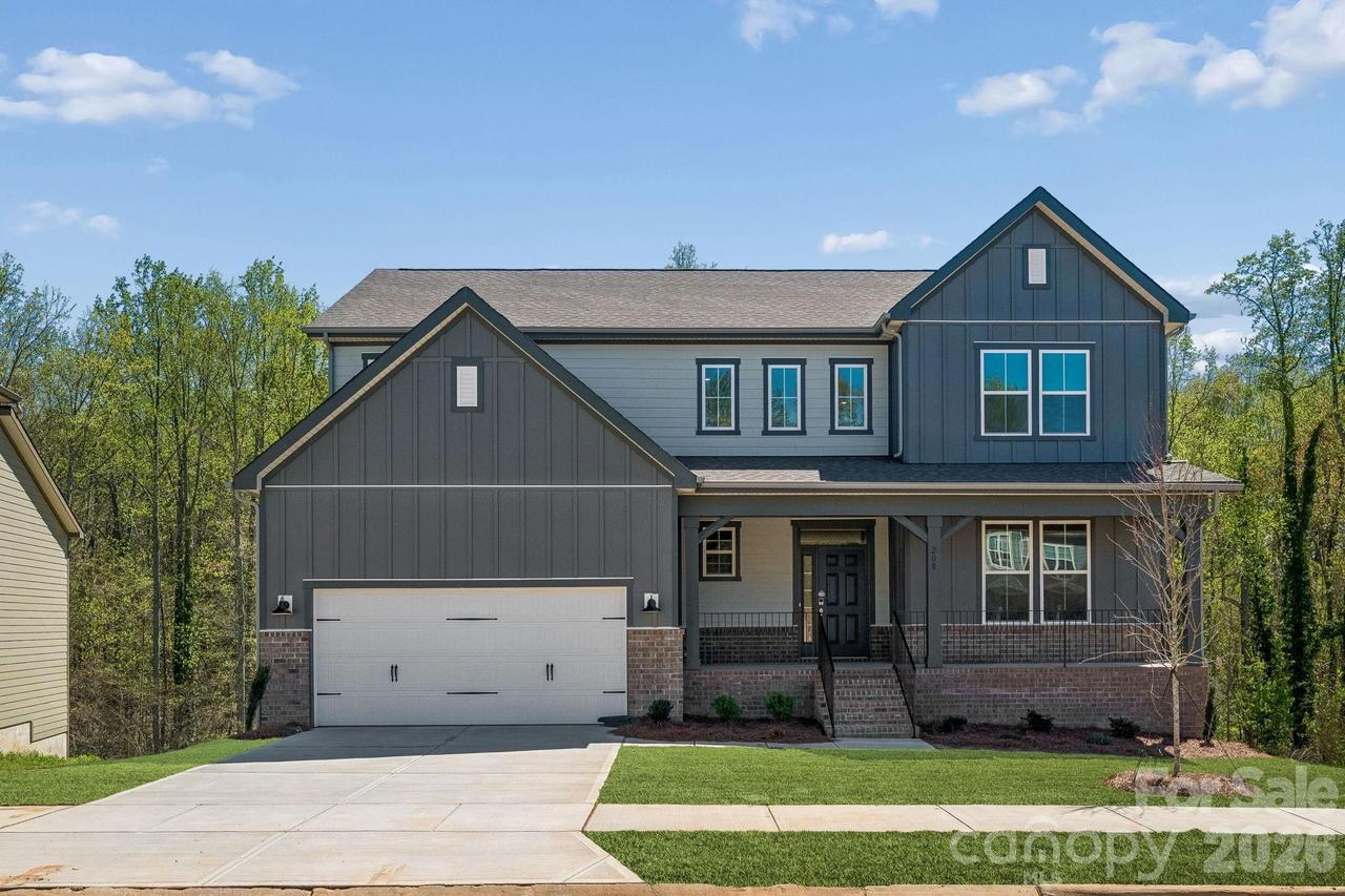 208 E Warfield Dr., Mooresville, NC 28115